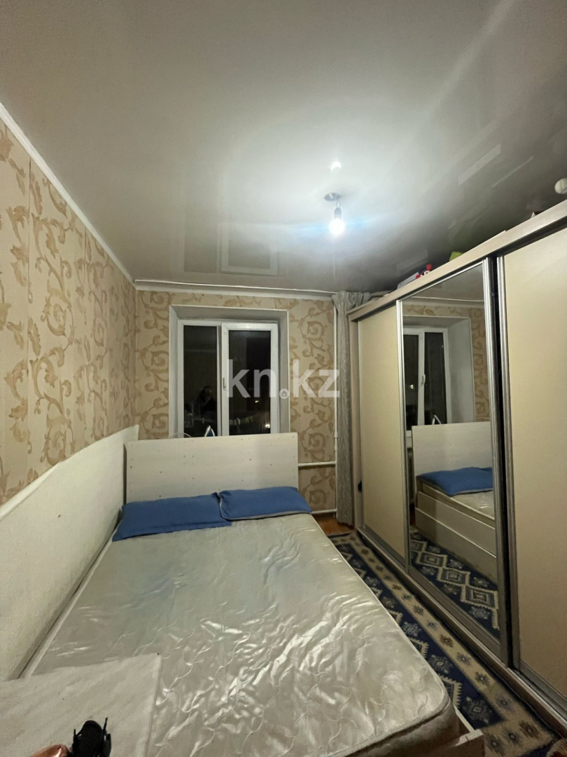 Продажа одной комнаты, 14 м², ул. Серикбаева, дом  1/1 - Продажа квартир в Усть-Каменогорске фото 1 из 4