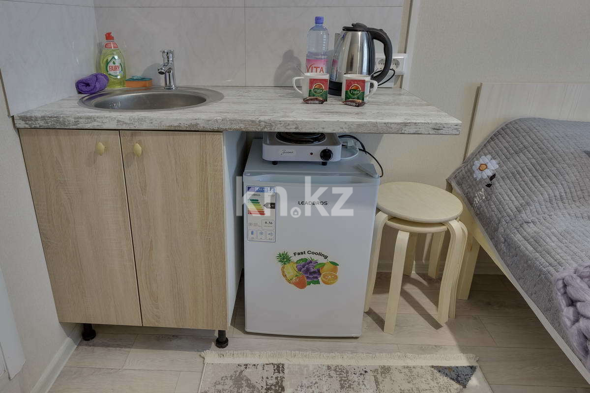 Аренда 1-комнатной квартиры посуточно, 15 м², мкр-н 1, дом  76 - Аренда  однокомнатных квартир посуточно в Алматы с фото фото 6 из 8
