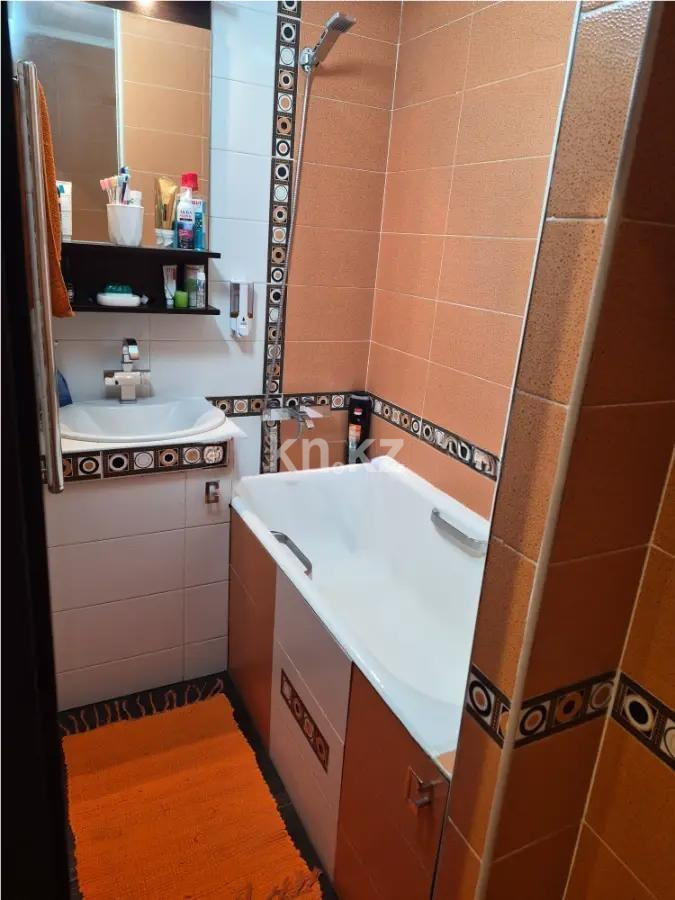 Продажа 3-комнатной квартиры, 64 м² в Алматы - фото 4