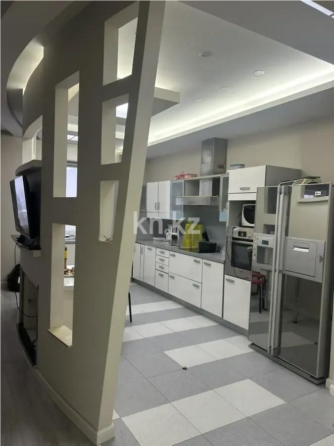 Продажа 3-комнатной квартиры, 130 м² - Продажа трехкомнатных квартир в Алматы - страница 2 фото 1 из 2