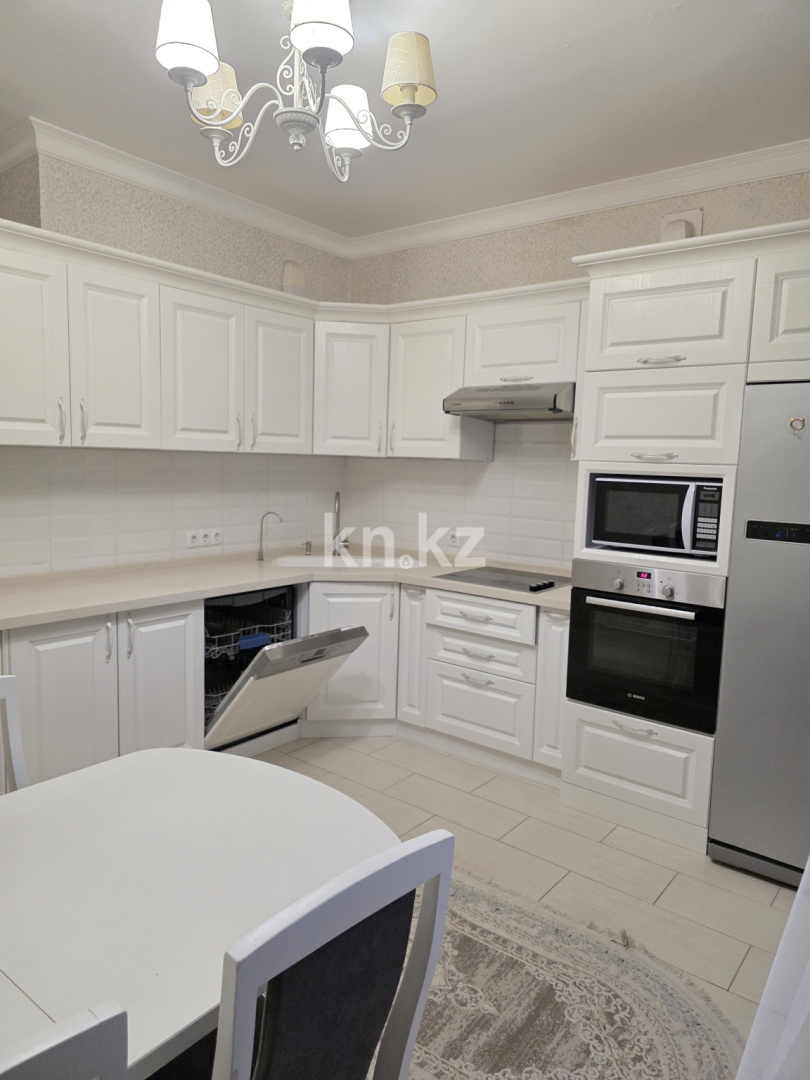 Продажа 3-комнатной квартиры, 88 м², ул. Сауран, дом  5г в Астане - фото 3