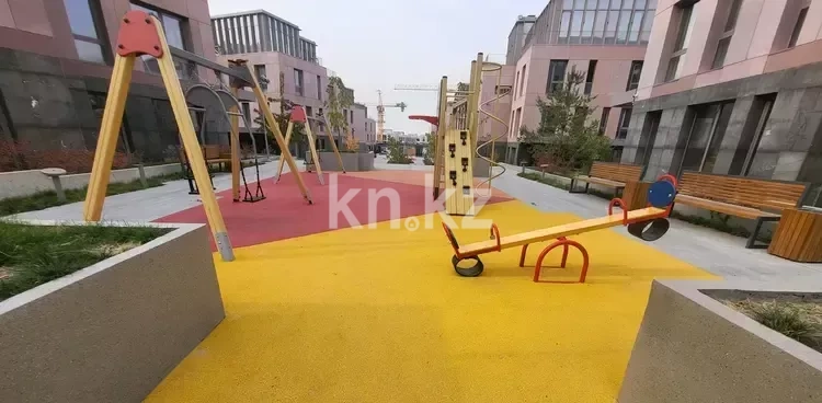 Продажа 3-комнатной квартиры, 95 м² - Продажа  трехкомнатных квартир в Алматы фото 1 из 3