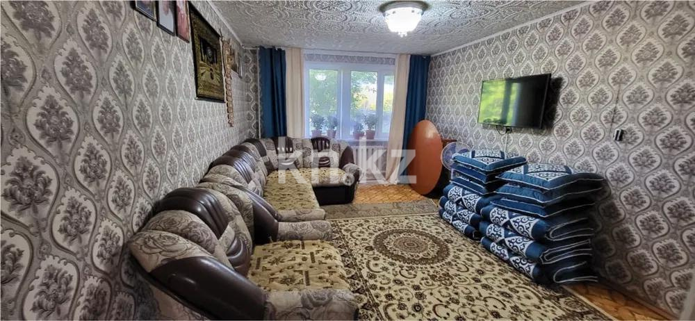 Продажа 4-комнатной квартиры, 65 м², ул. Московская, дом  3 - Продажа квартир в Шахтинске фото 1 из 4