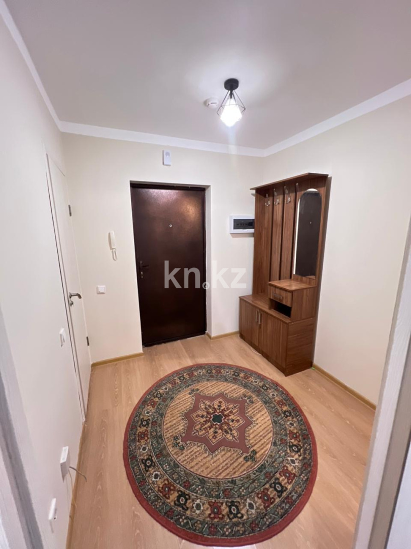 Аренда 1-комнатной квартиры, 36 м², пр. Кудайбердыулы, дом  2В - Аренда  однокомнатных квартир помесячно в Астане с фото фото 3 из 4