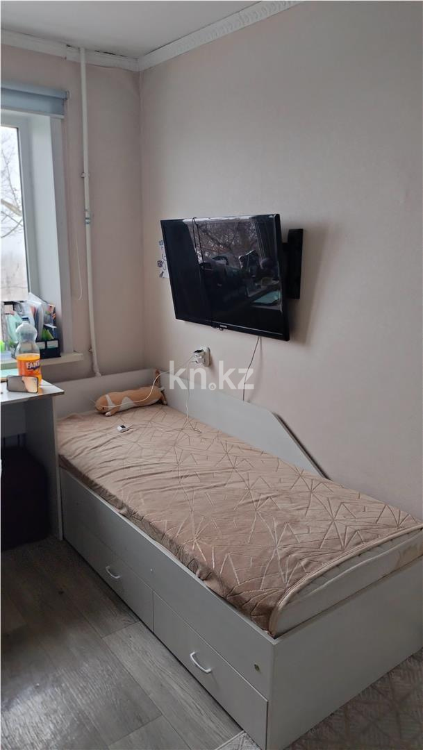 Продажа 3-комнатной квартиры, 63 м², мкр-н 15 - Продажа квартир в Караганде фото 5 из 8