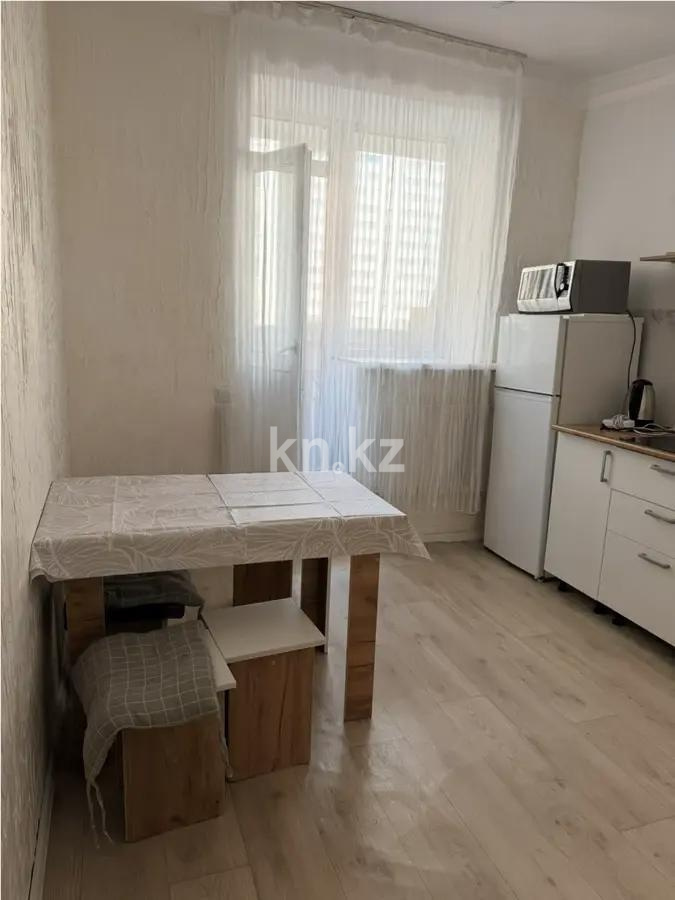 Продажа 2-комнатной квартиры, 56 м² - Продажа двухкомнатных квартир в блочном доме в Казахстане - страница 3 фото 2 из 4