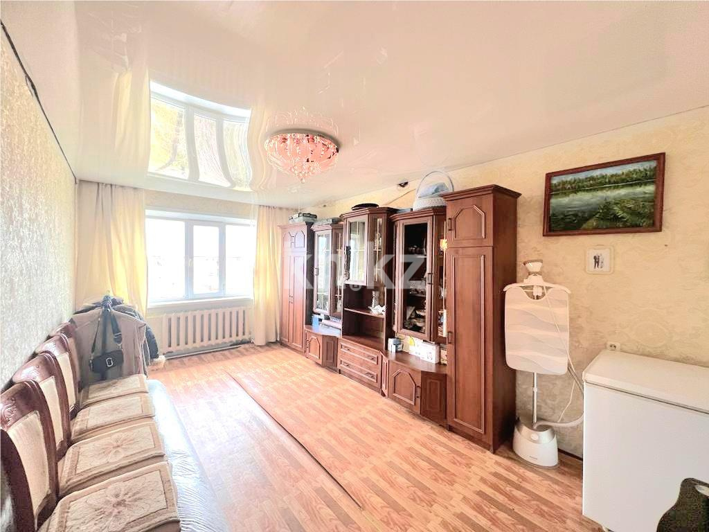 Продажа 3-комнатной квартиры, 61 м², мкр-н 17 - Продажа  трехкомнатных квартир в Караганде фото 1 из 14