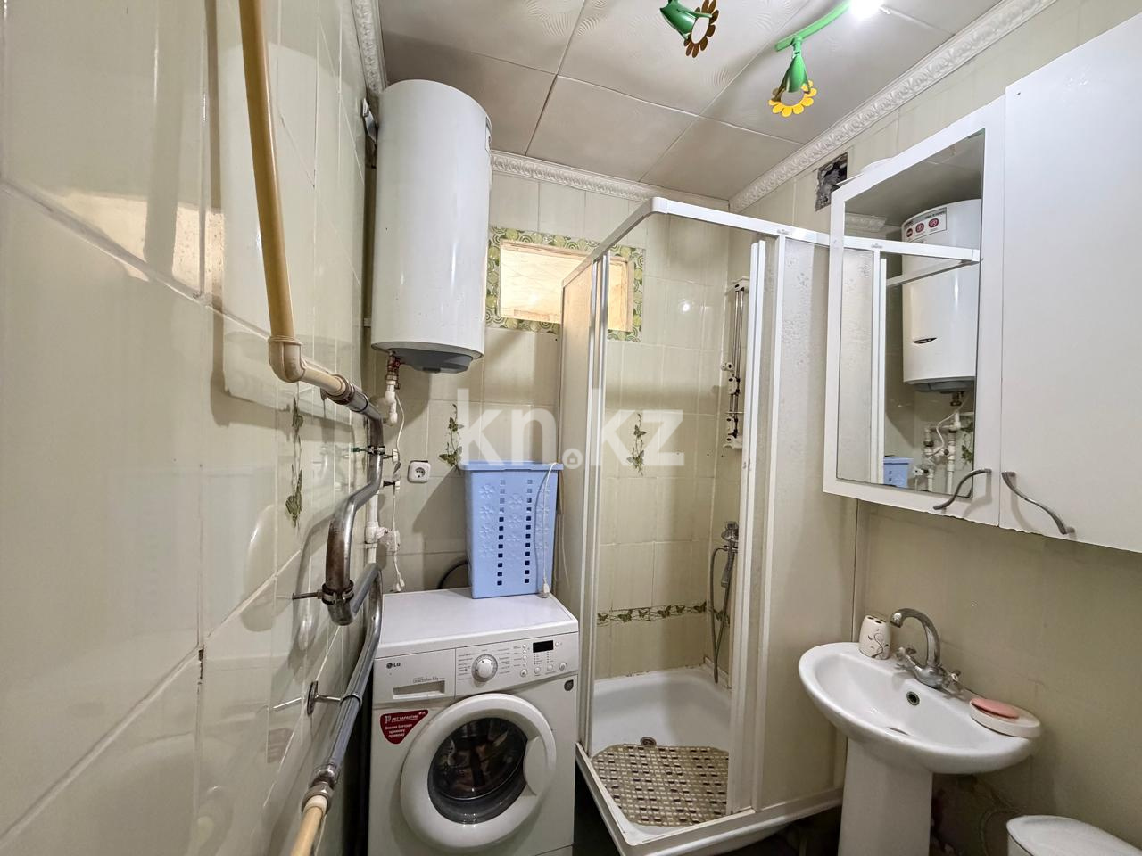 Продажа 2-комнатной квартиры, 41 м² - Продажа квартир в Караганде - страница 3 фото 11 из 14