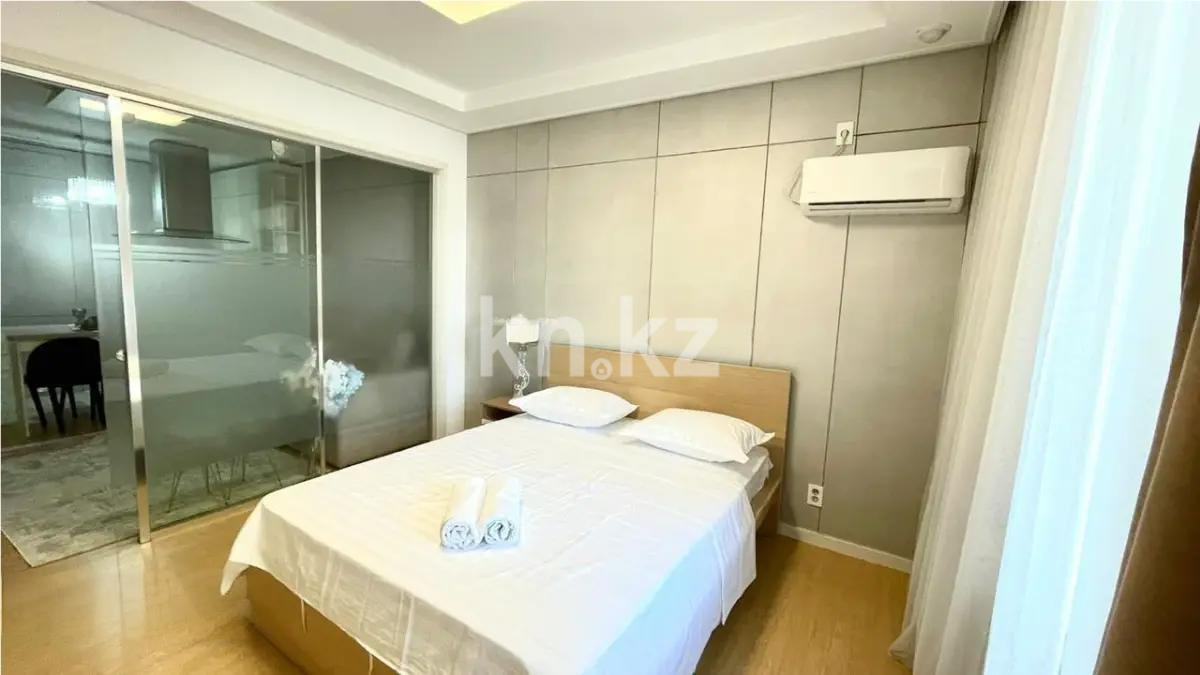 Продажа 1-комнатной квартиры, 43 м², пр. Кошкарбаева, дом  10/1 - Продажа  однокомнатных квартир в новостройках Астаны без посредников с фото фото 1 из 3