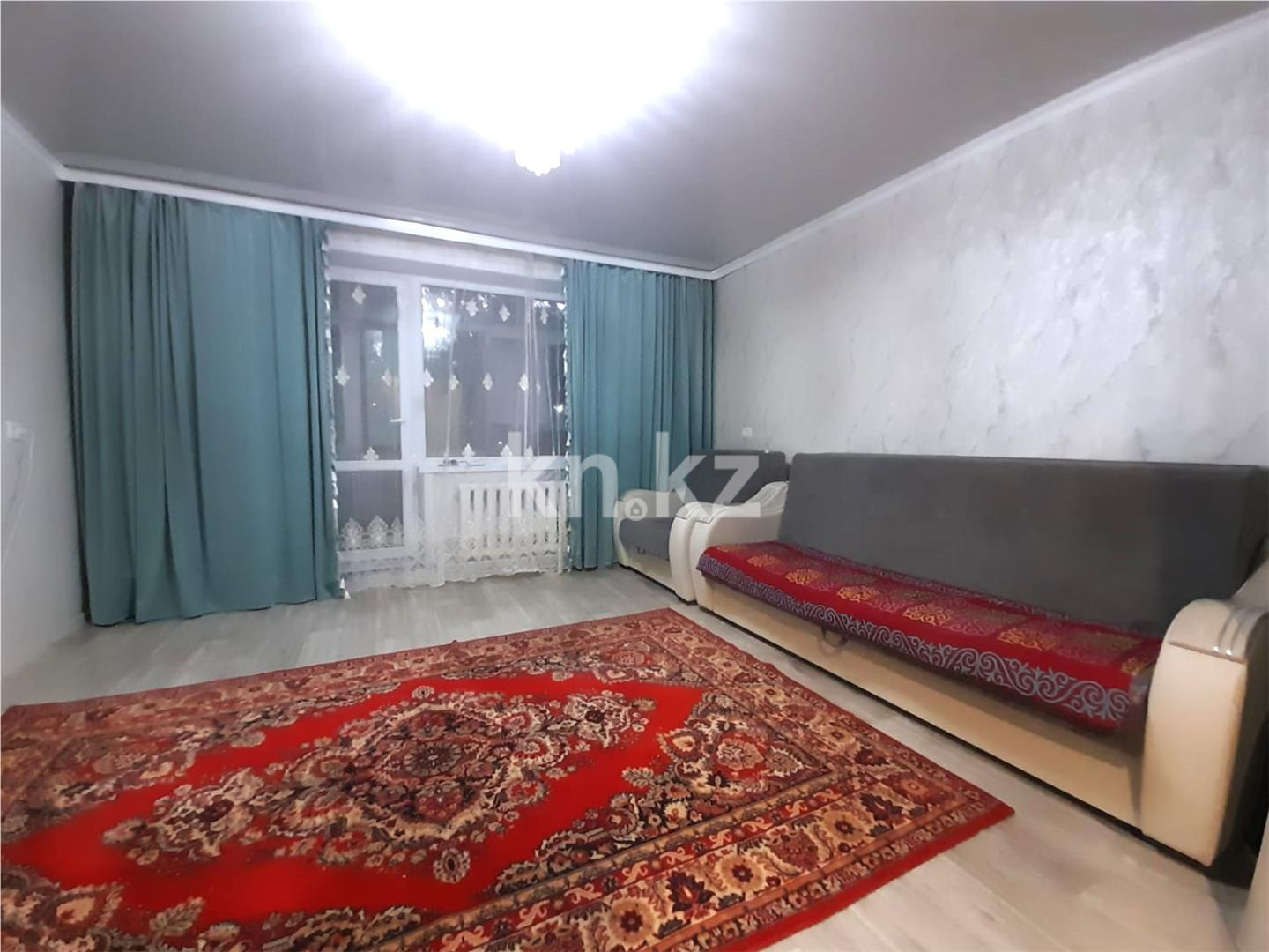 Продажа 3-комнатной квартиры, 65 м², ул. Язева в Караганде - фото 2