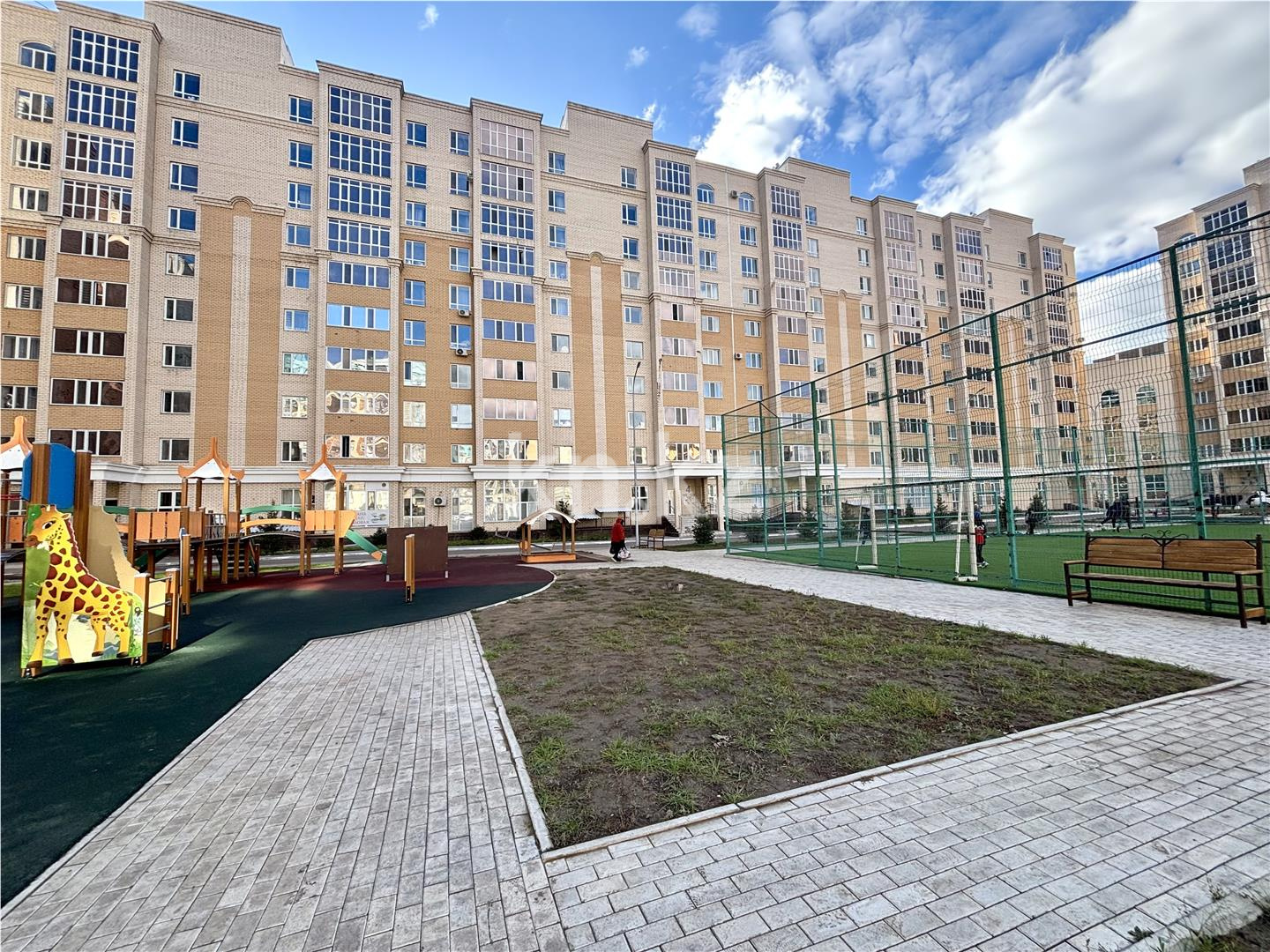 Продажа 2-комнатной квартиры, 40 м², 137 учетный квартал, дом  349 в Караганде - фото 15