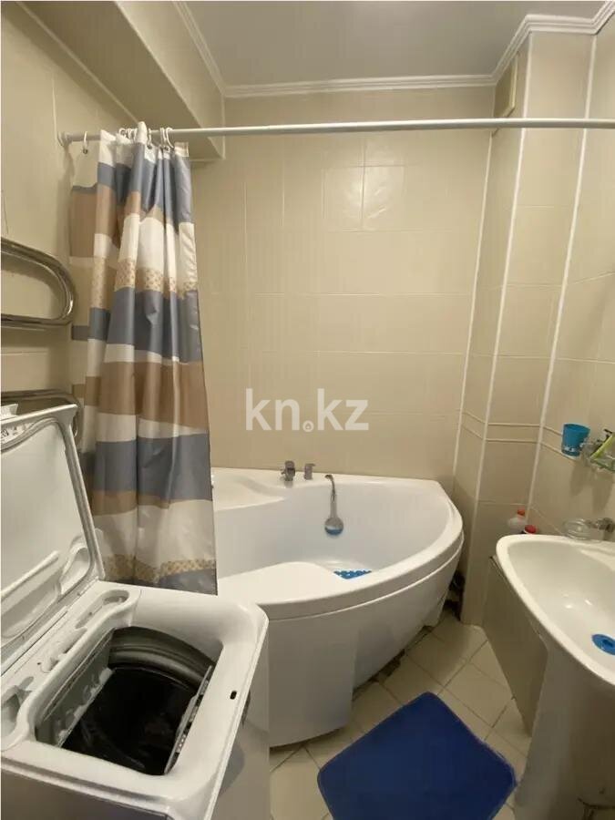 Продажа 2-комнатной квартиры, 52.5 м² в Алматы - фото 6