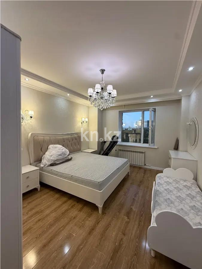 Продажа 3-комнатной квартиры, 90 м², пр. Шахтеров, дом  60 - Продажа  трехкомнатных квартир в Караганде без посредников фото 2 из 7