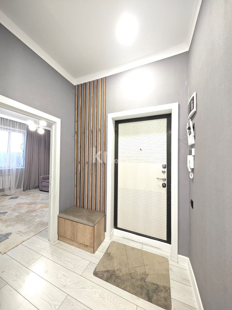 Продажа 3-комнатной квартиры, 82 м², ул. Муканова, дом  43/21 - Продажа квартир в Караганде фото 14 из 17