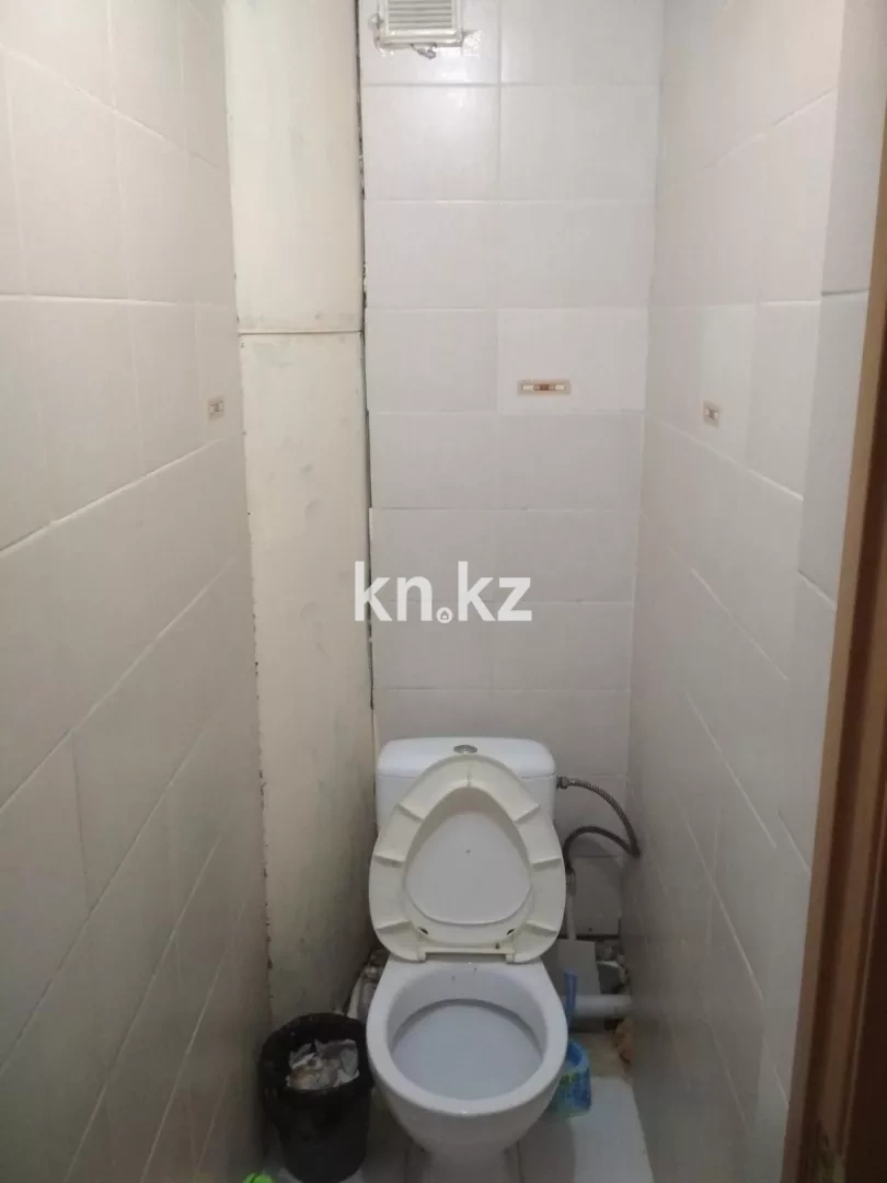 Продажа 3-комнатной квартиры, 64 м², ул. Гапеева, дом  5 в Караганде - фото 8