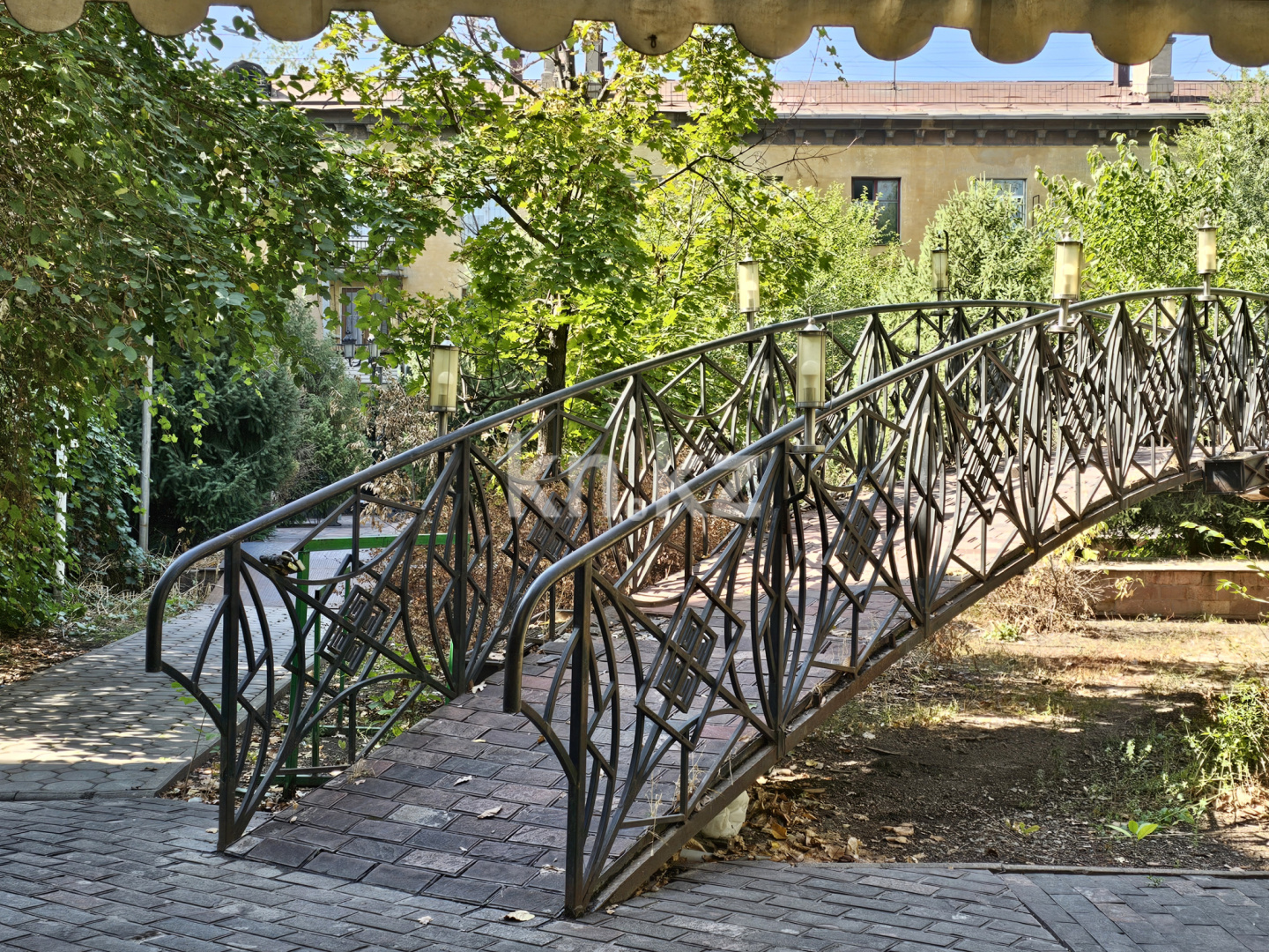 Продажа 3-комнатной квартиры, 80.7 м², ул. Желтоксан в Алматы - фото 28