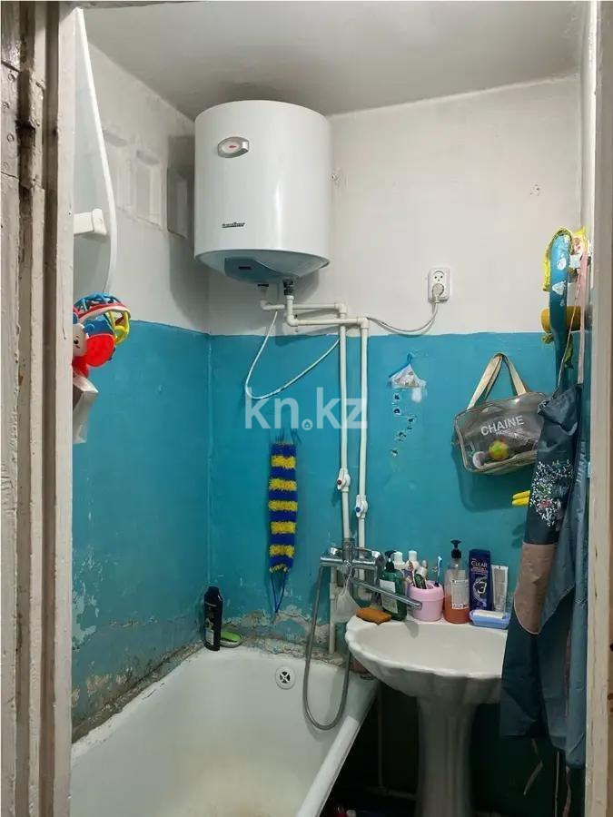 Продажа 3-комнатной квартиры, 62 м², мкр-н 17, дом  37 в Караганде - фото 5