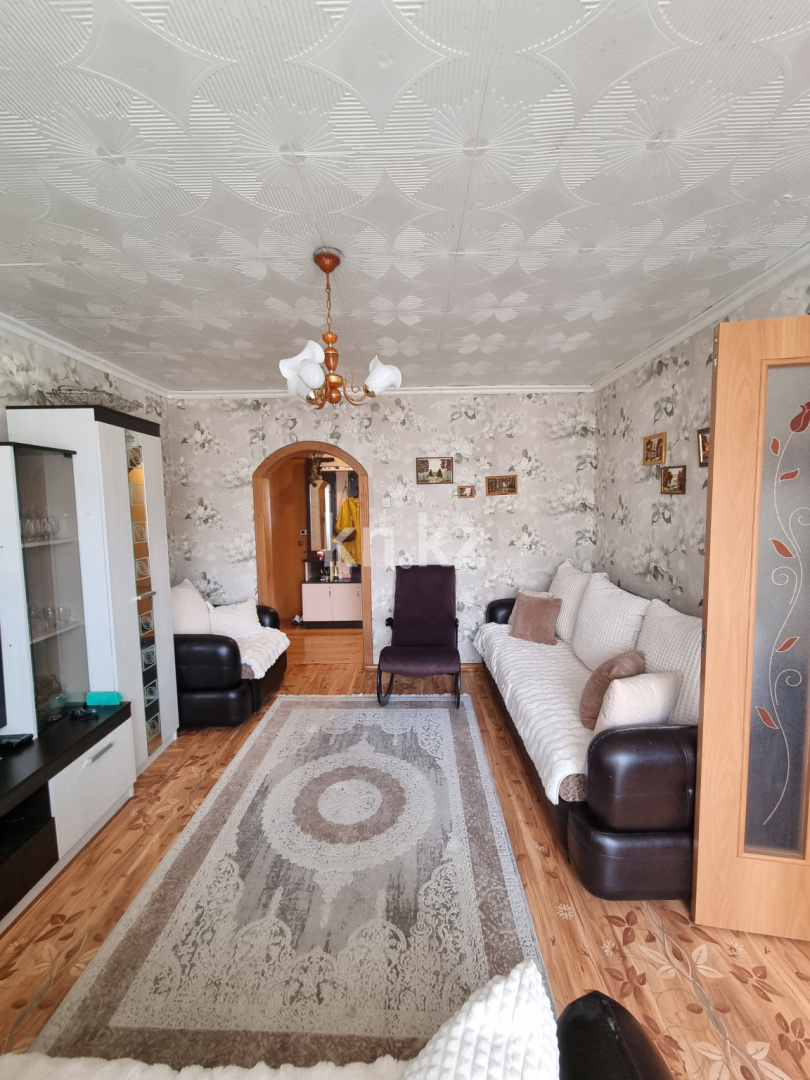 Продажа 3-комнатной квартиры, 60 м² - Продажа  трехкомнатных квартир в Караганде фото 3 из 15