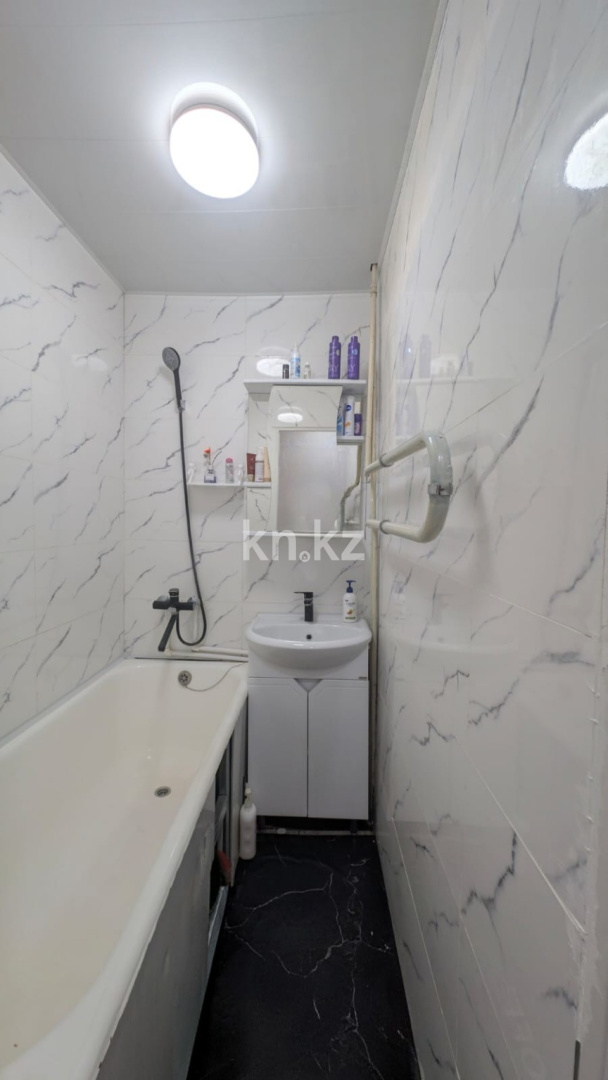 Продажа 3-комнатной квартиры, 63 м² - Продажа жилой и коммерческой недвижимости в Уральске фото 12 из 16
