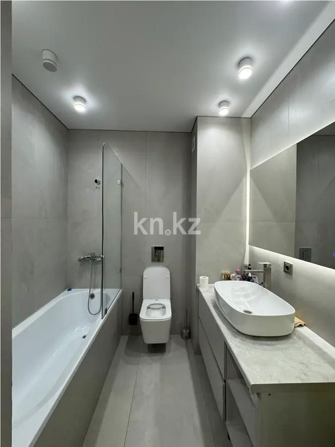 Продажа 3-комнатной квартиры, 100 м², ул. Толе би, дом  285/8 в Алматы - фото 5