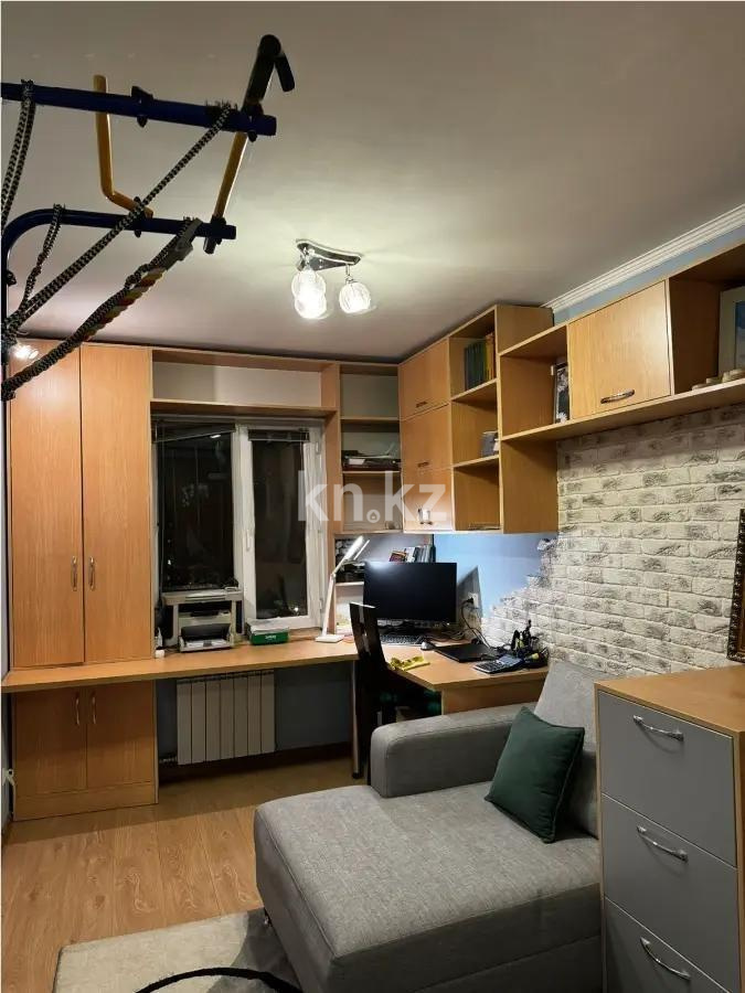 Продажа 3-комнатной квартиры, 59 м², ул. Жумалиева, дом  156 в Алматы - фото 2