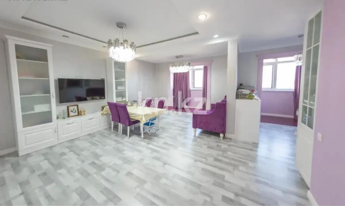 Продажа 2-комнатной квартиры, 81 м², пр. Кабанбай батыра в Астане