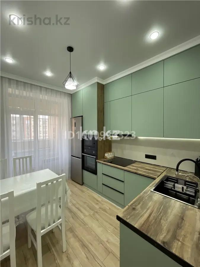 Продажа 3-комнатной квартиры, 90 м², 067 учетный квартал, дом  ст502 - Продажа  трехкомнатных квартир в Караганде фото 2 из 8