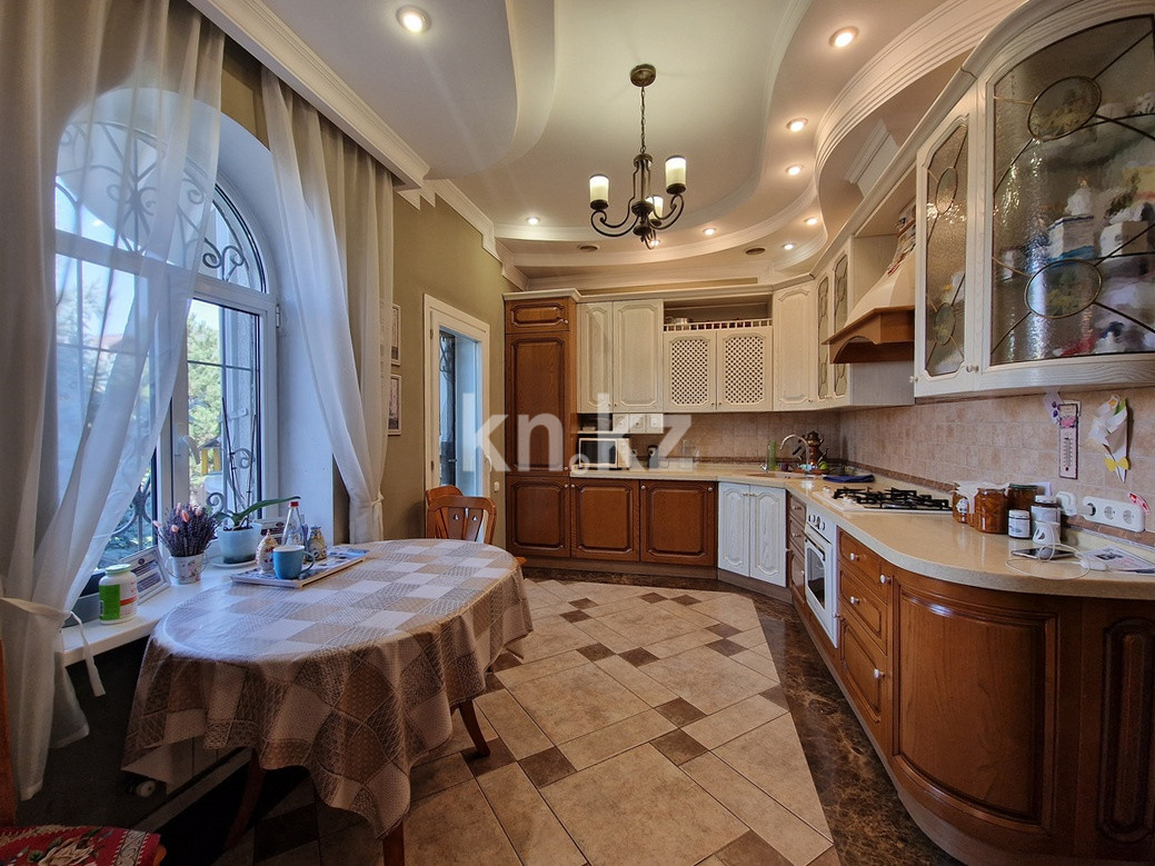 Продажа 7-комнатного дома, 458 м², Мамыр-4 мкр-н - Продажа домов, коттеджей в Алматы фото 9 из 40