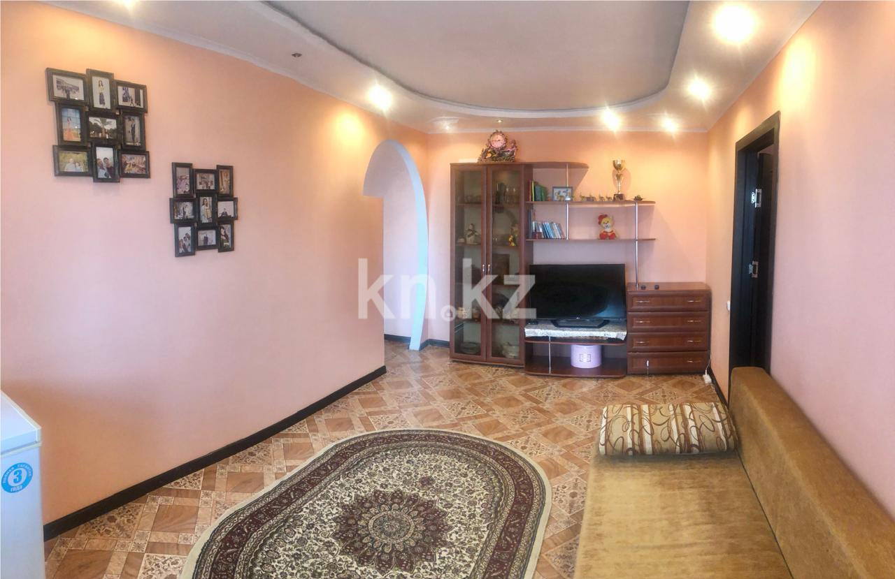 Продажа 2-комнатной квартиры, 51 м², пр. Строителей в Караганде - фото 2