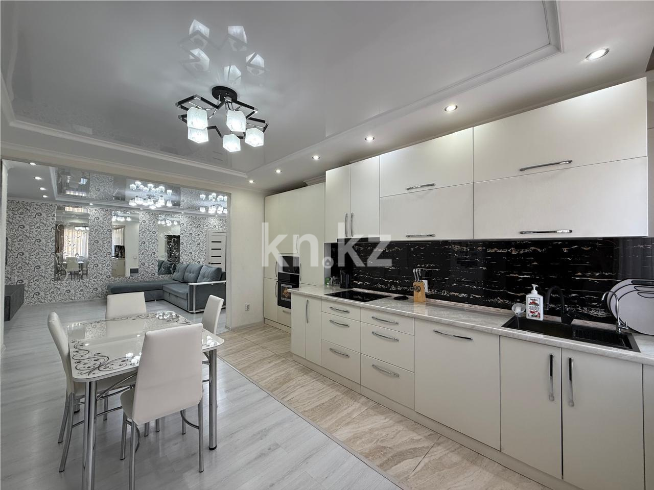 Продажа 3-комнатной квартиры, 103 м² - Продажа трехкомнатных квартир в Караганде - страница 2 фото 5 из 28