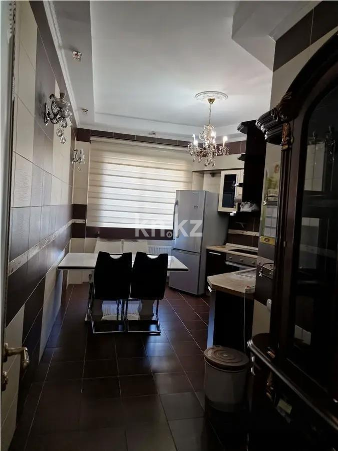 Продажа 3-комнатной квартиры, 135 м², ул. Курмангазы, дом  145 в Алматы - фото 4