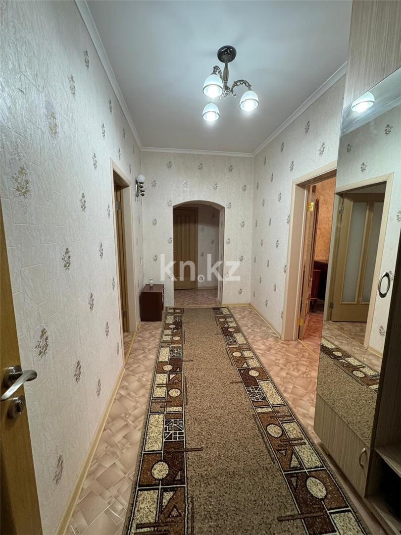 Продажа 3-комнатной квартиры, 84 м², ул. Абая в Караганде - фото 15