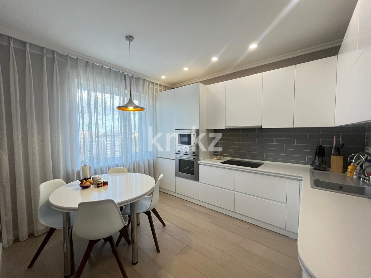 Продажа 2-комнатной квартиры, 69 м², пр. Шахтеров, дом  60 - Продажа  двухкомнатных квартир в Караганде фото 9 из 19