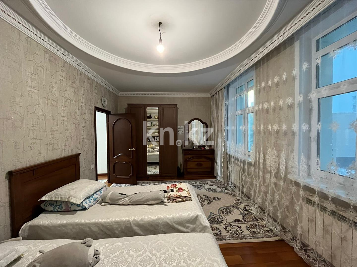 Продажа 3-комнатной квартиры, 123 м², ул. Сарайшык в Астане - фото 11