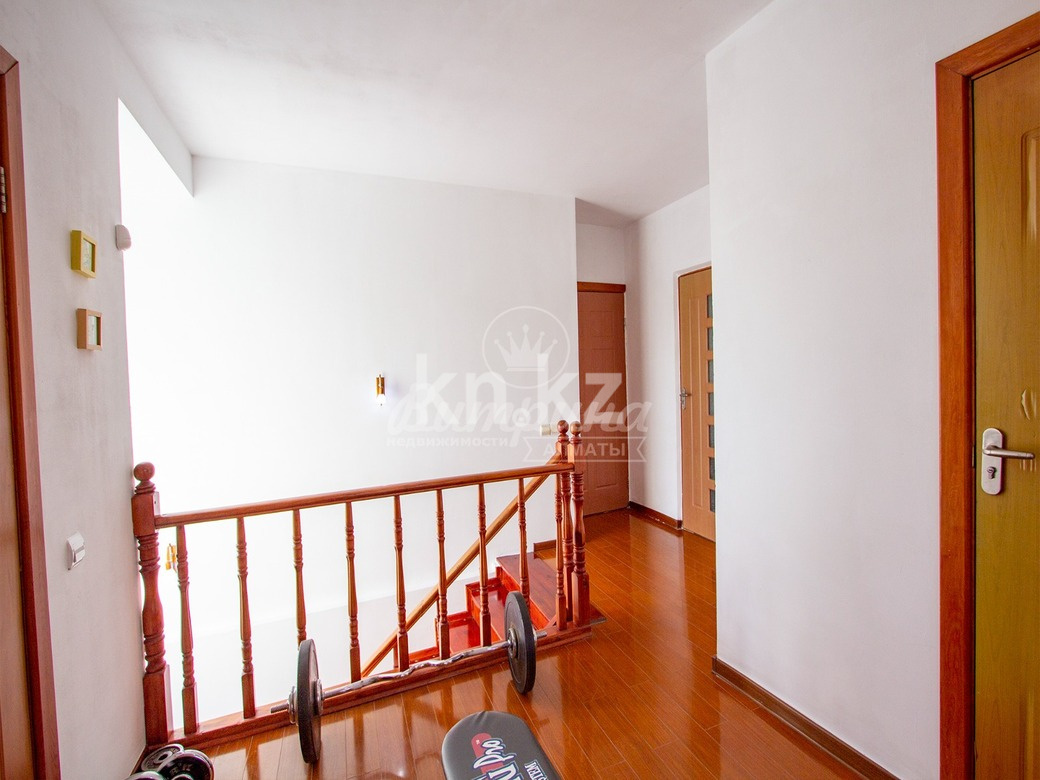 Продажа 4-комнатного дома, 170 м², ул. Кербулакская, дом  5б - Продажа домов, коттеджей в Алматы без посредников фото 15 из 29