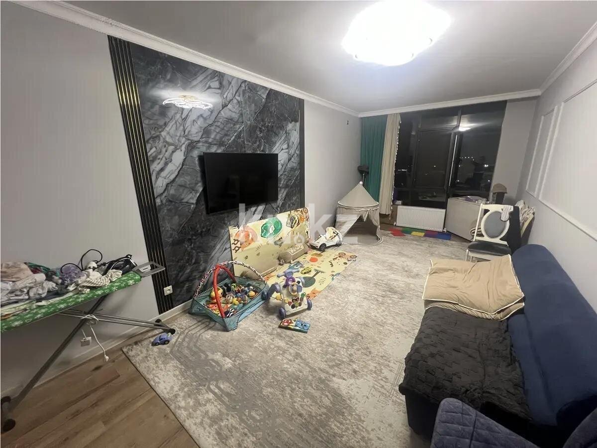 Продажа 4-комнатной квартиры, 92 м² в Алматы