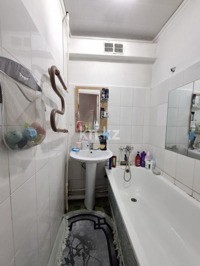 Продажа 2-комнатной квартиры, 45 м², 2 кв-л, дом  18 - Продажа квартир в Караганде фото 7 из 17