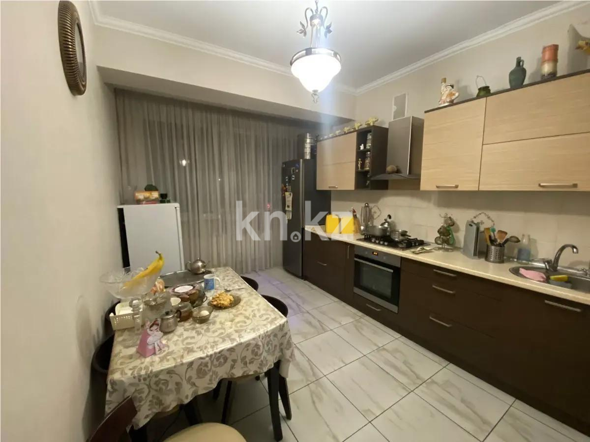Продажа 3-комнатной квартиры, 80 м², ул. Розыбакиева, дом  111 в Алматы - фото 4