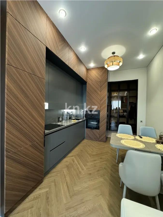 Продажа 3-комнатной квартиры, 66 м², ул. Халиуллина, дом  140/5 в Алматы - фото 4