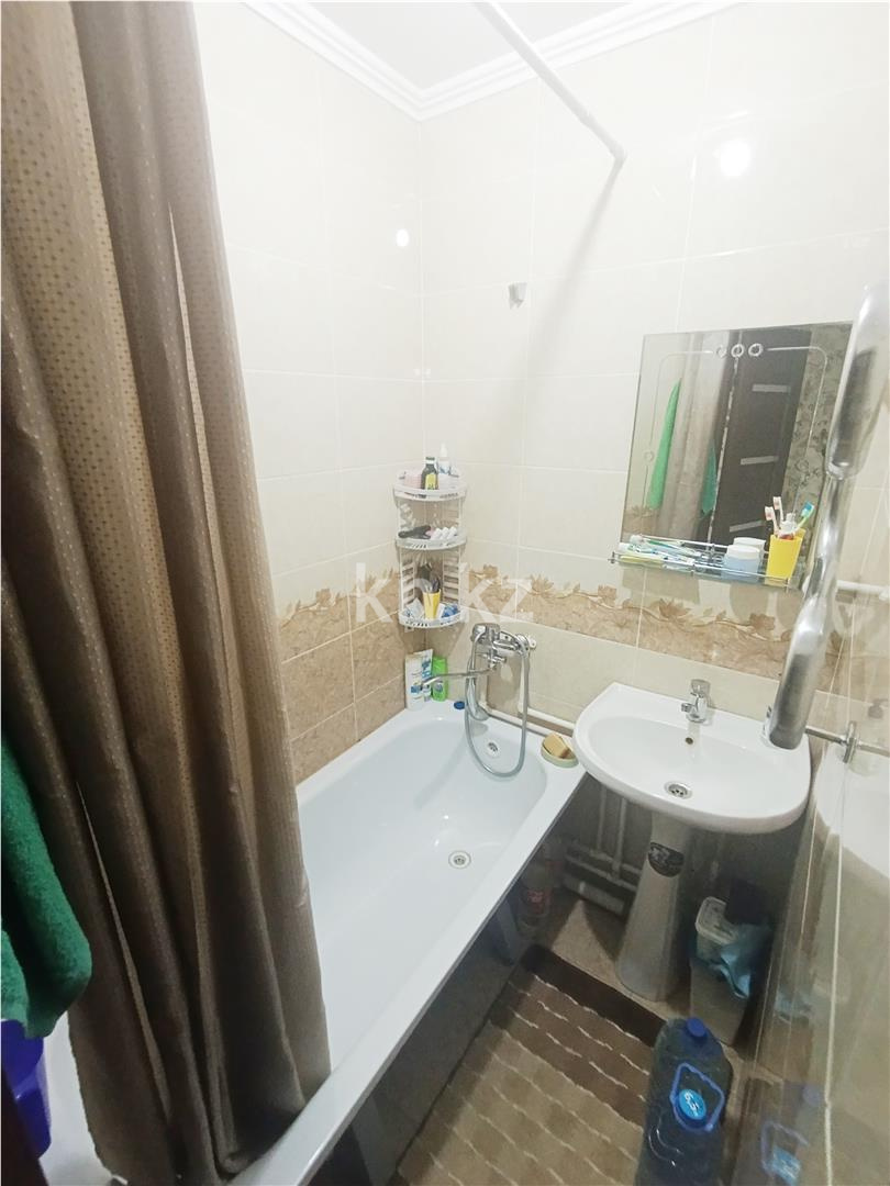 Продажа 2-комнатной квартиры, 45 м², мкр-н 15, дом  20 в Караганде - фото 11