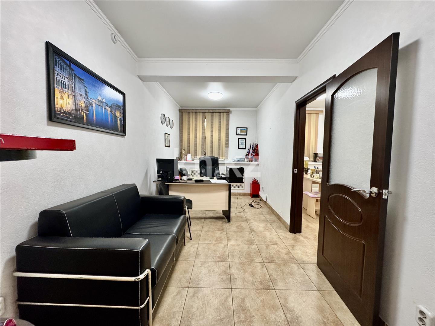 Продажа , 103 м², ул. Абая, дом  16 - Продажа офисных и торговых помещений в Караганде фото 4 из 5