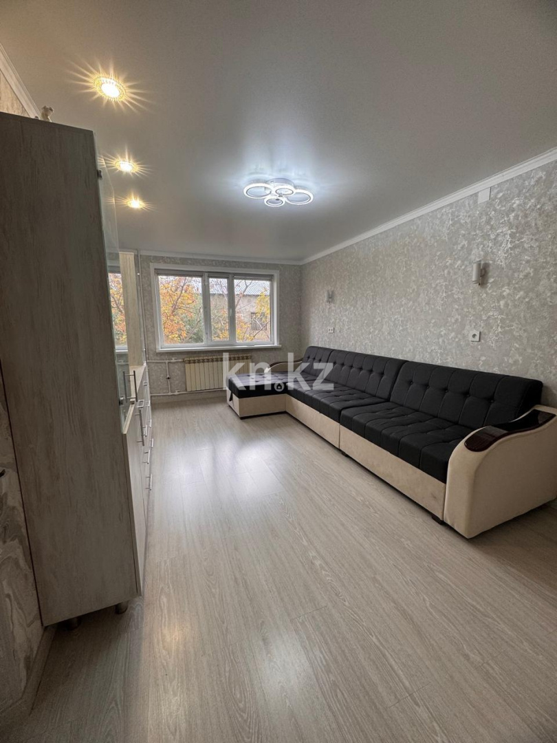 Продажа 2-комнатной квартиры, 51.7 м², ул. Сатыбалдина, дом  4 - Продажа квартир в Караганде с фото фото 1 из 11