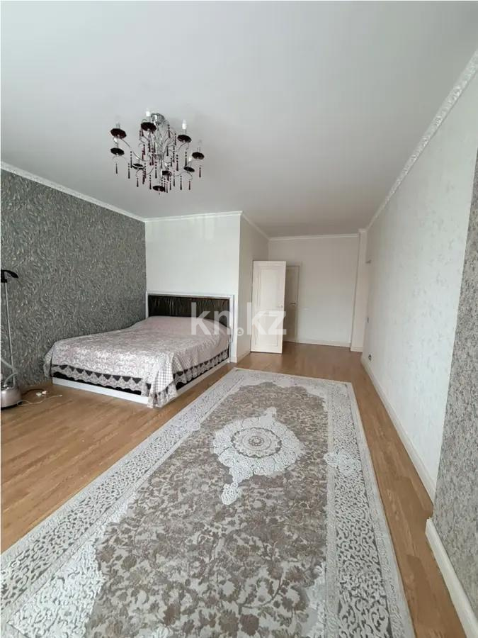 Продажа 4-комнатной квартиры, 177.6 м² в Астане - фото 2