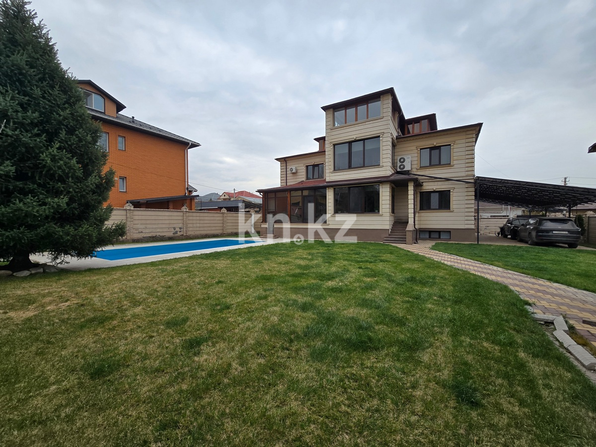 Продажа 6-комнатного дома, 639 м² - Продажа пятикомнатных и более домов, коттеджей в Алматы - страница 2 фото 1 из 40
