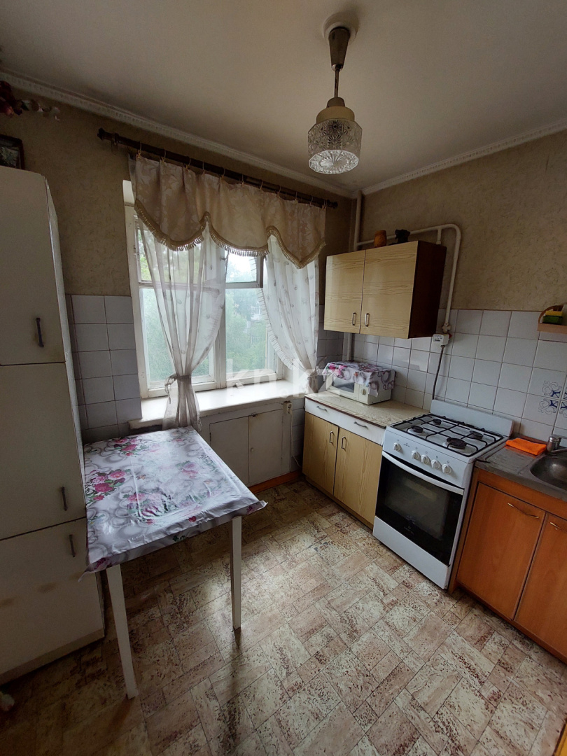 Продажа 2-комнатной квартиры, 47 м², пр. Сейфуллина, дом  3 - Продажа  двухкомнатных квартир в Караганде с фото фото 3 из 8