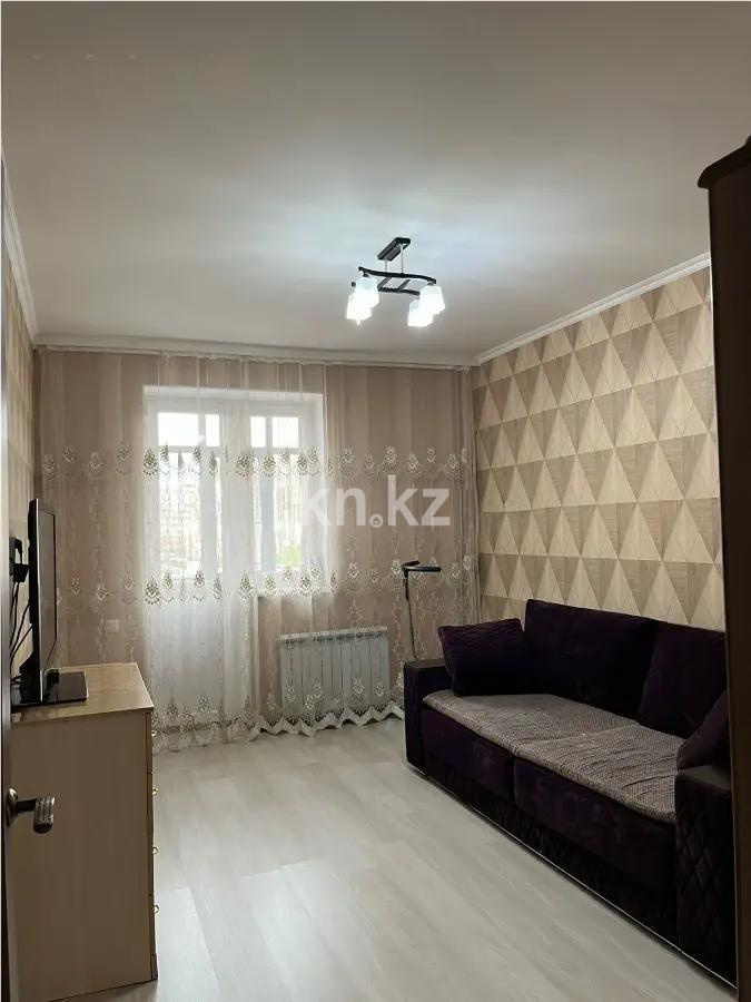 Продажа 3-комнатной квартиры, 86 м², ул. Сауран, дом  9 - Продажа  трехкомнатных квартир в Астане без посредников с фото фото 1 из 4