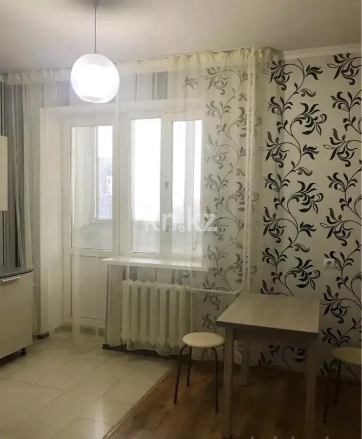 Продажа 1-комнатной квартиры, 40 м², ул. Бокейхана, дом  10 - Продажа квартир в Астане без посредников с фото фото 1 из 4