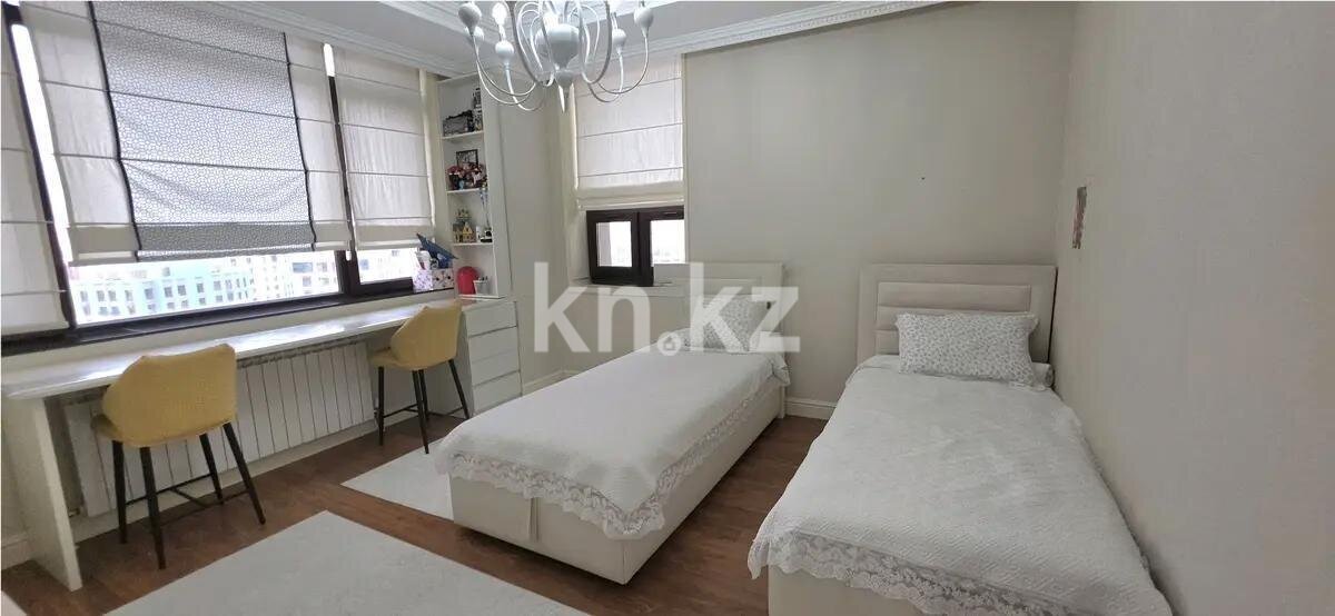Продажа 4-комнатной квартиры, 176 м² в Астане - фото 4
