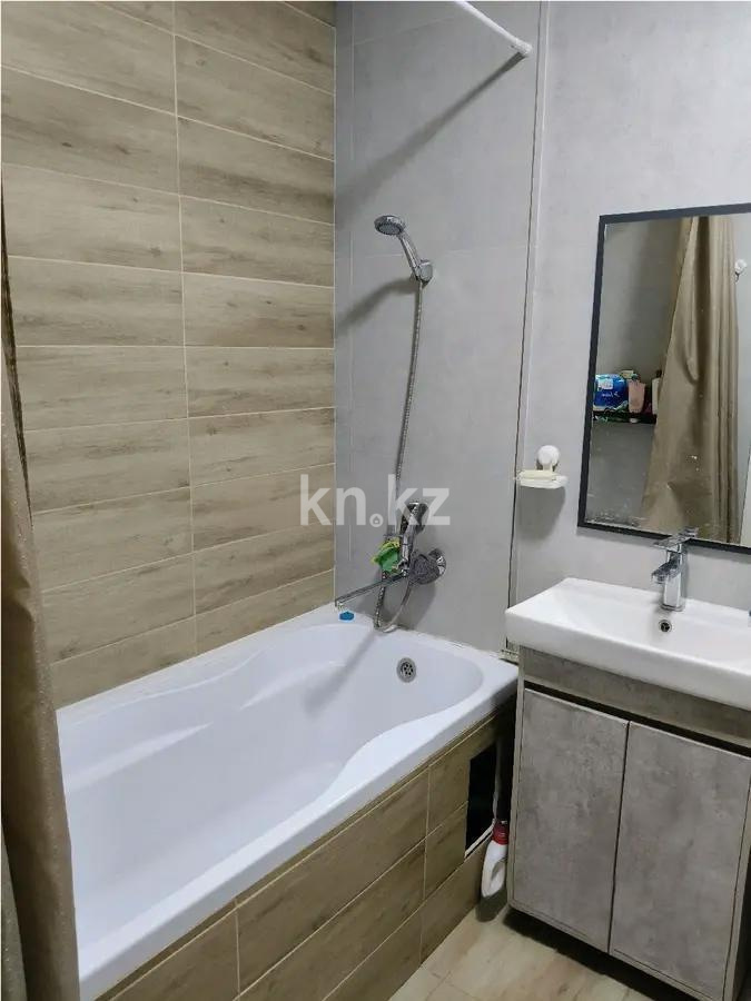 Продажа 2-комнатной квартиры, 40 м², ул. Айтматова в Астане - фото 4