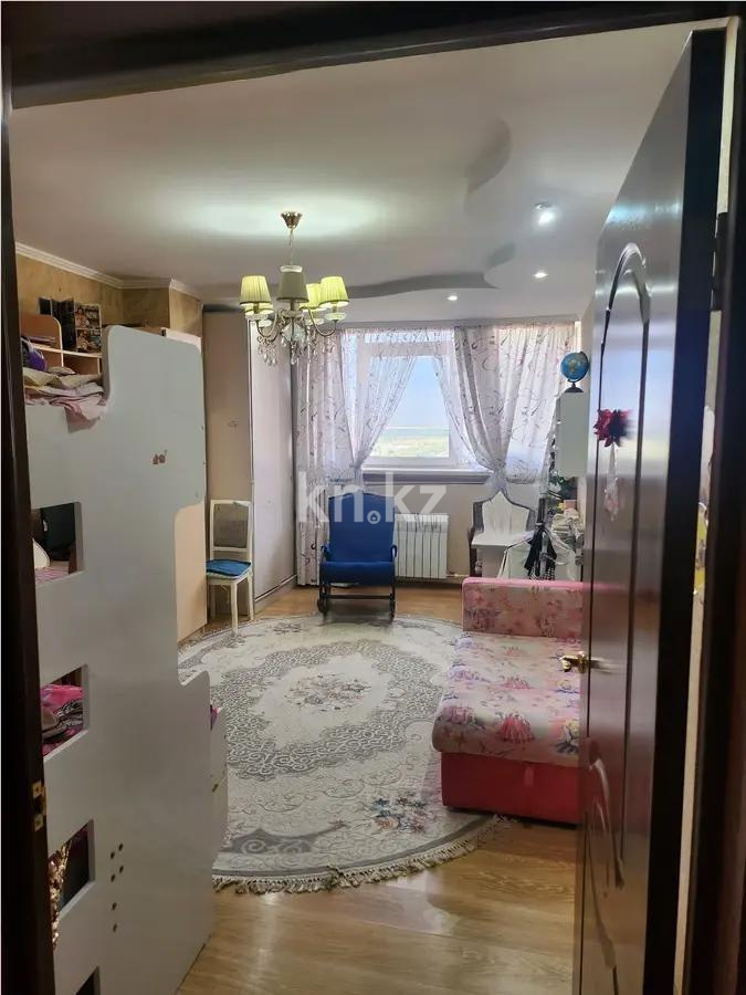 Продажа 4-комнатной квартиры, 140 м², пр. Шахтеров - Продажа  четырехкомнатных квартир в Караганде фото 4 из 8
